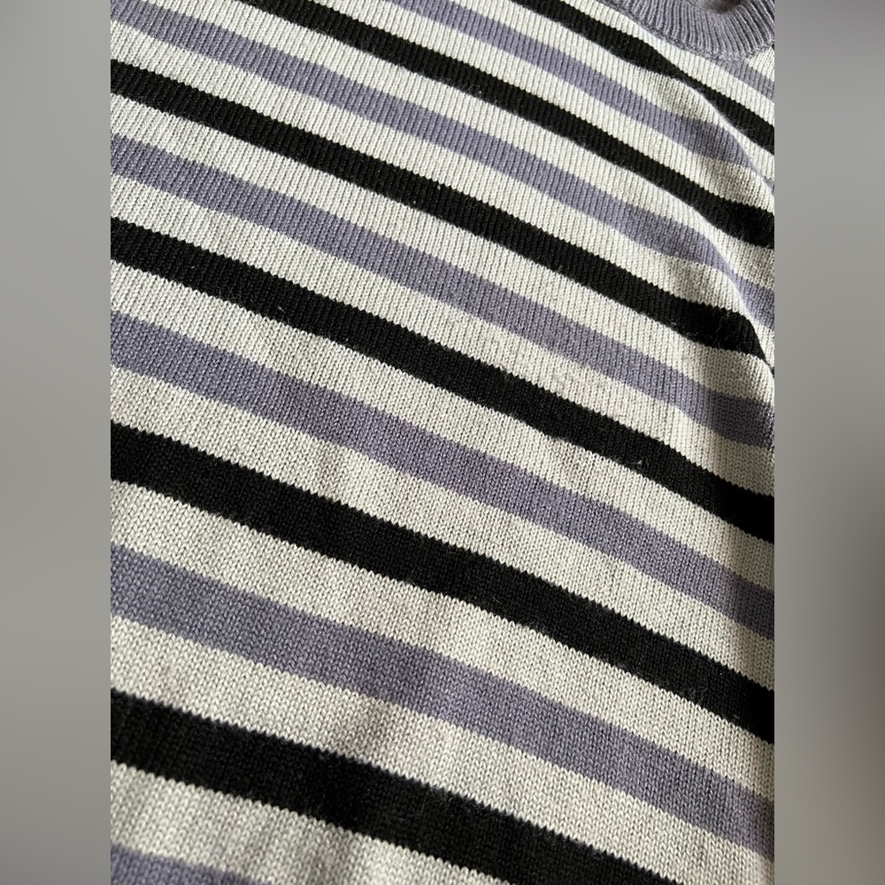 Striped sweater - Picture 2 of 3